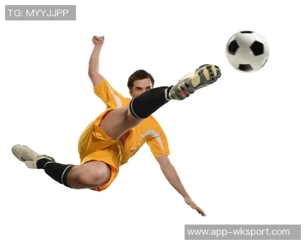 激情四溢的绿茵场上足球比赛的精彩瞬间与运动员的拼搏精神